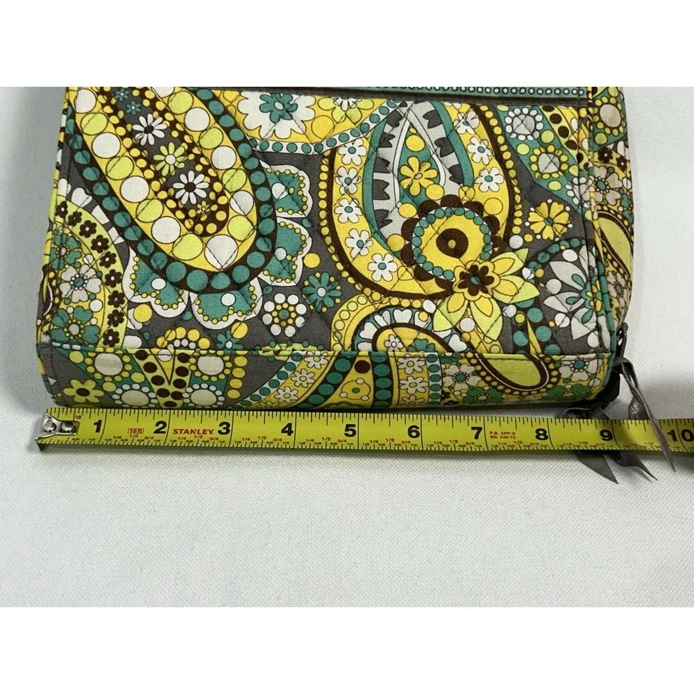 VERA BRADLEY TECH ORGANIZER CASE LEMON PARFAIT 8 1/2 X 9 1/2